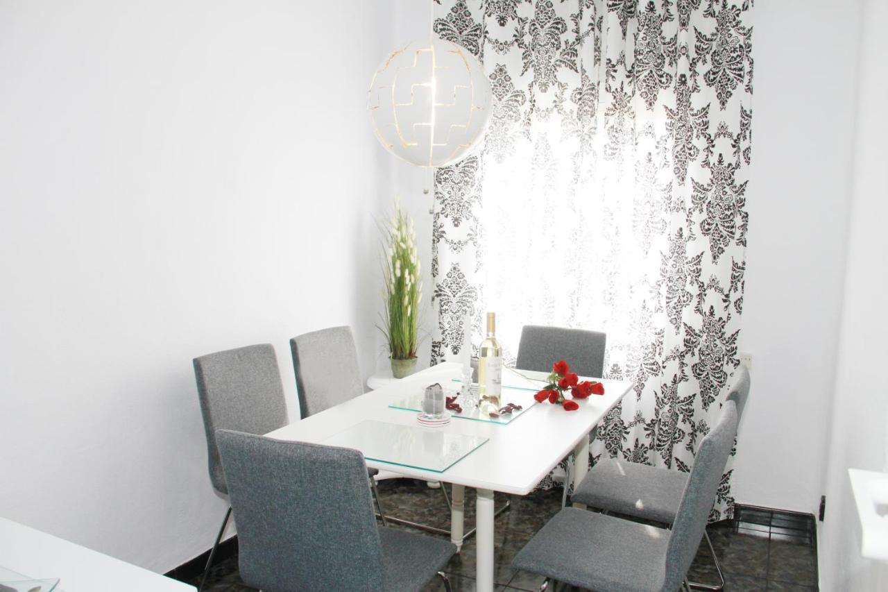 Shiny Per Family Apartment マラガ エクステリア 写真